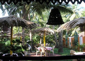 Palmgrove Residency Hotel Cavelossim Exterior photo